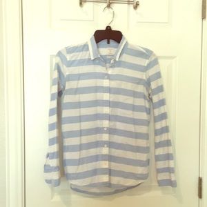 Gap button down